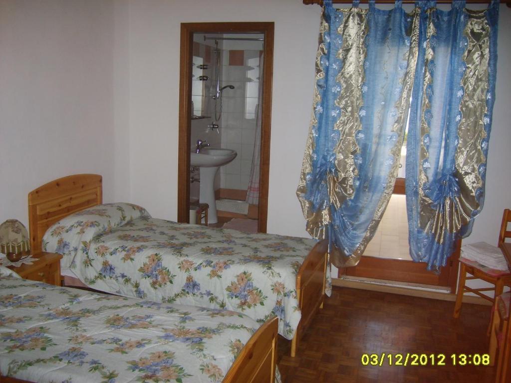 Antico Albergo Sant'Antonio Fonzaso ห้อง รูปภาพ