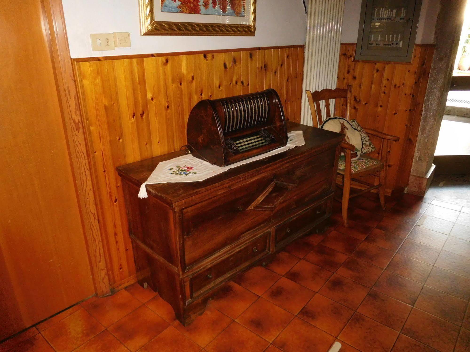 Antico Albergo Sant'Antonio Fonzaso ภายนอก รูปภาพ