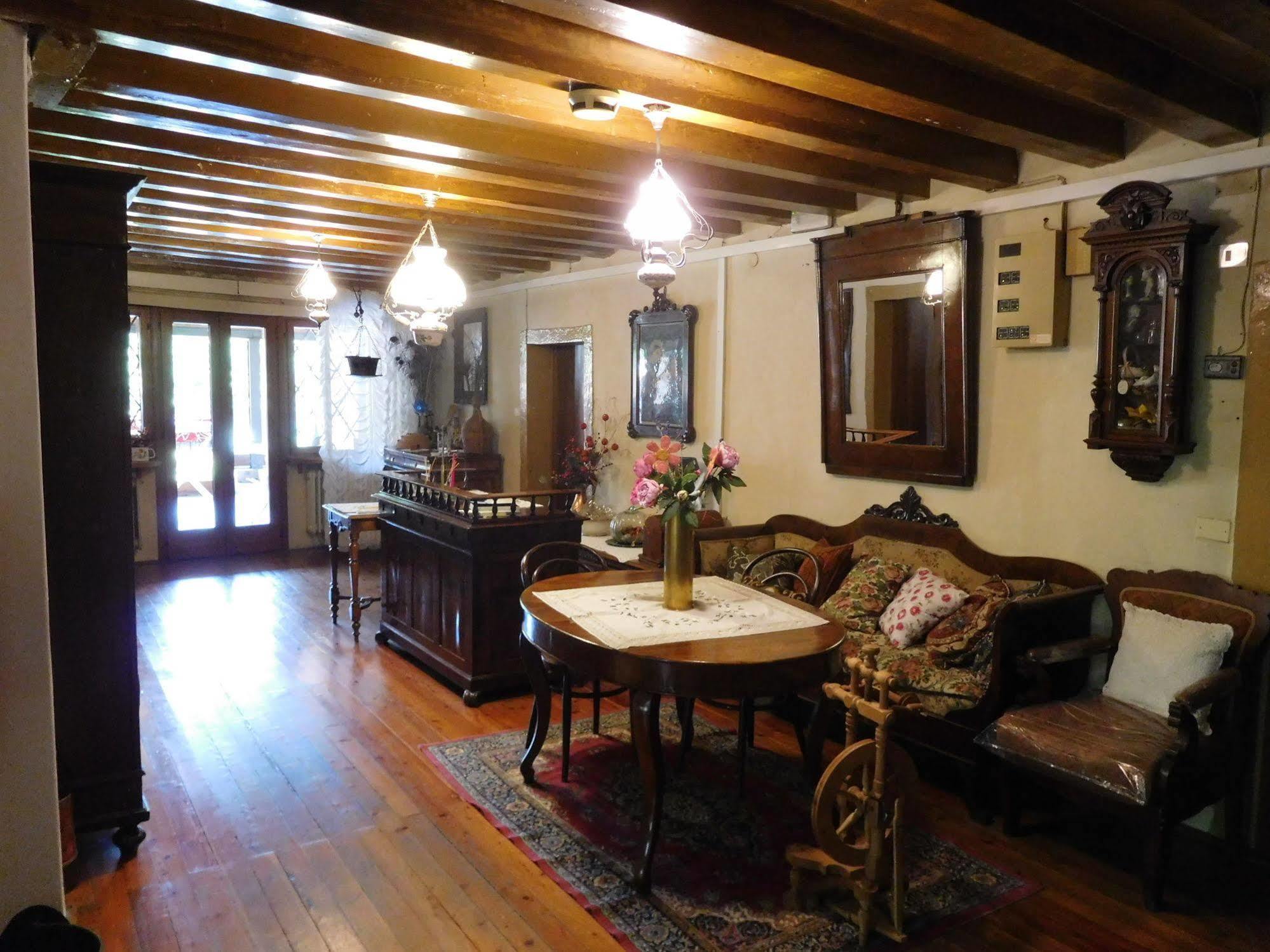Antico Albergo Sant'Antonio Fonzaso ภายนอก รูปภาพ