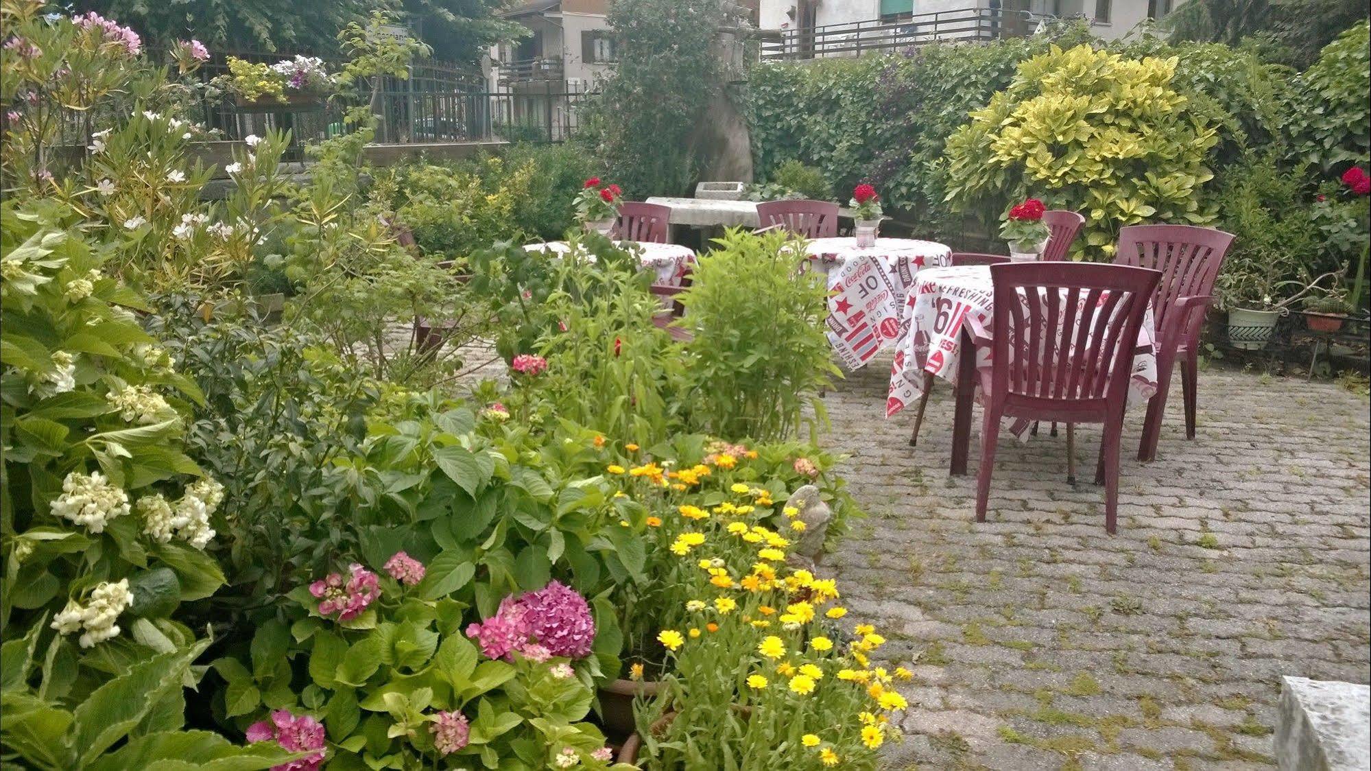 Antico Albergo Sant'Antonio Fonzaso ภายนอก รูปภาพ