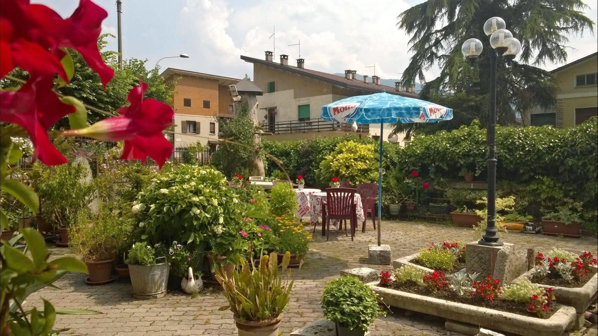 Antico Albergo Sant'Antonio Fonzaso ภายนอก รูปภาพ